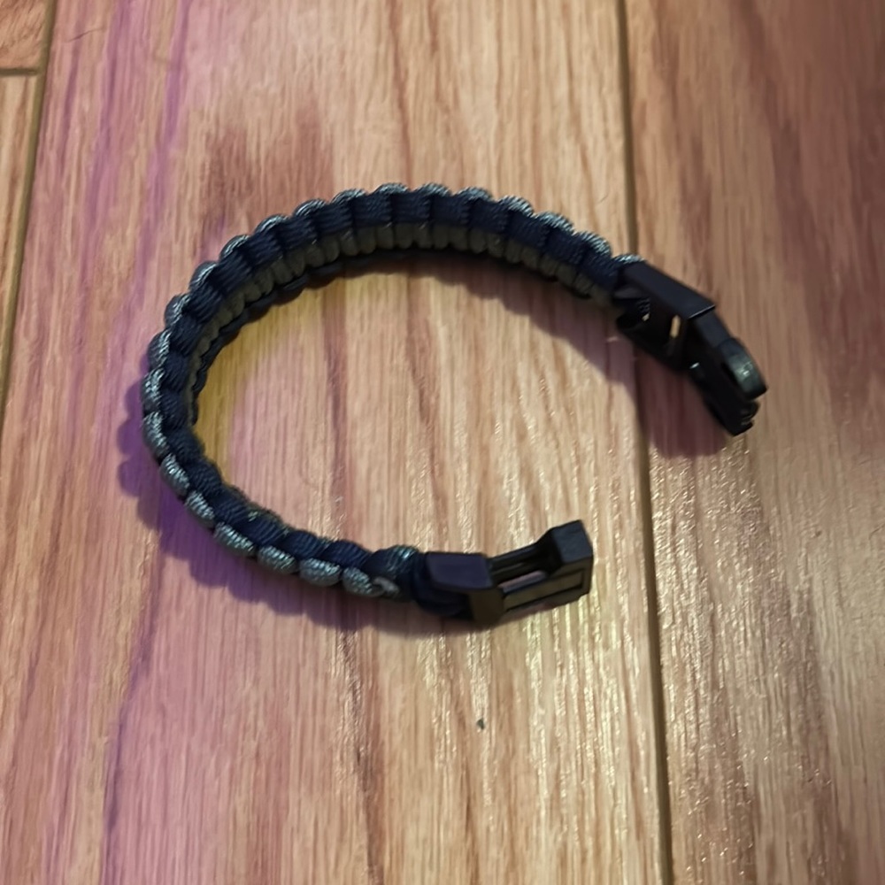 Women’s bracelet